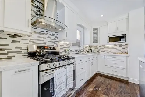 2430 Alder Drive Burlington ON L7P 4X2