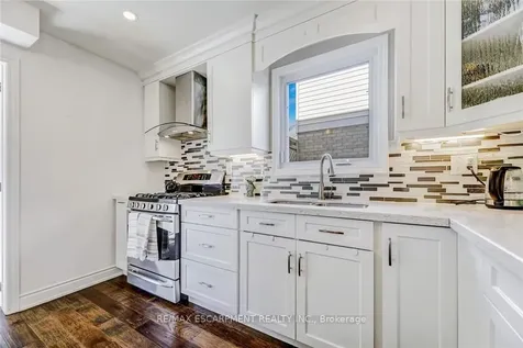 2430 Alder Drive Burlington ON L7P 4X2