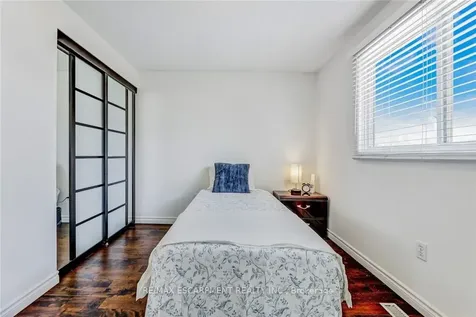 2430 Alder Drive Burlington ON L7P 4X2