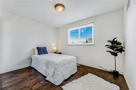 2430 Alder Drive Burlington ON L7P 4X2