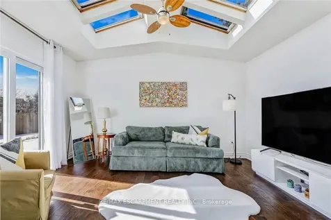 2430 Alder Drive Burlington ON L7P 4X2