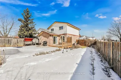 2430 Alder Drive Burlington ON L7P 4X2