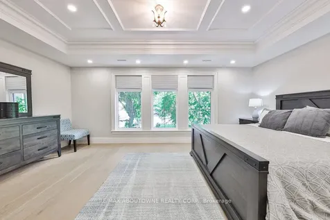 2409 Lakeshore Road Burlington ON L7R 1B8