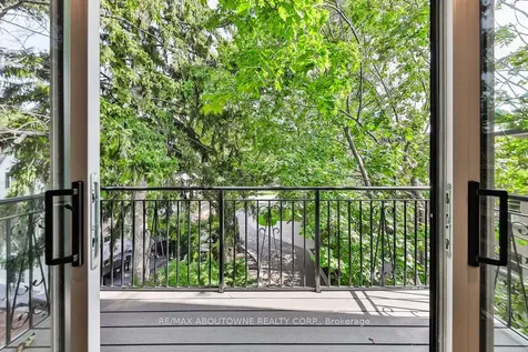 2409 Lakeshore Road Burlington ON L7R 1B8