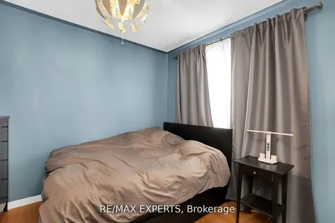 16 Vermont Road Brampton ON L7A 3G3