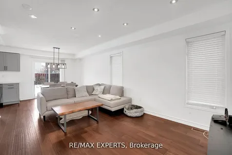 16 Vermont Road Brampton ON L7A 3G3