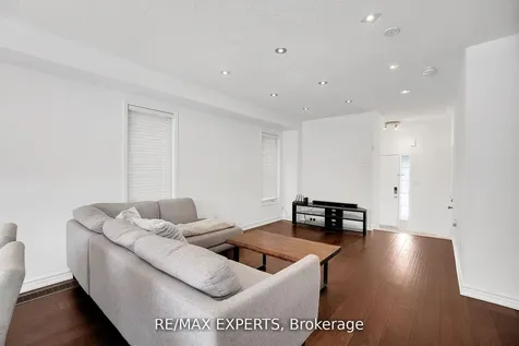 16 Vermont Road Brampton ON L7A 3G3