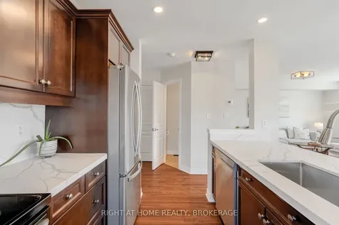 4241 Ingram Common N/a Burlington ON L7L 0C3