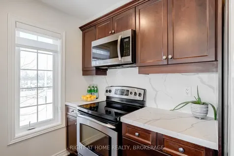 4241 Ingram Common N/a Burlington ON L7L 0C3