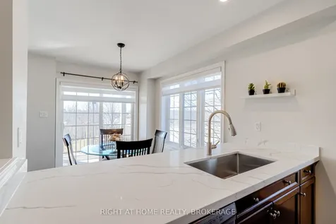 4241 Ingram Common N/a Burlington ON L7L 0C3