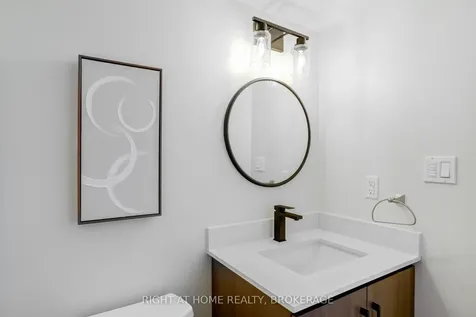 4241 Ingram Common N/a Burlington ON L7L 0C3