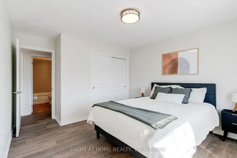 4241 Ingram Common N/a Burlington ON L7L 0C3