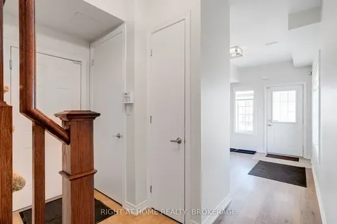 4241 Ingram Common N/a Burlington ON L7L 0C3