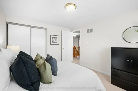 3264 Mead Crescent Burlington ON L7M 3M1