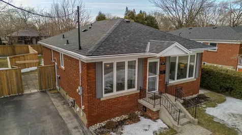 2290 Woodward Avenue Burlington ON L7R 1T6