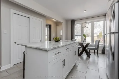 2290 Woodward Avenue Burlington ON L7R 1T6