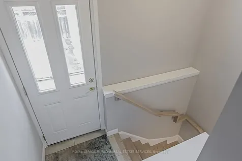 2290 Woodward Avenue Burlington ON L7R 1T6