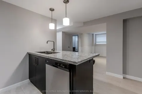 2290 Woodward Avenue Burlington ON L7R 1T6