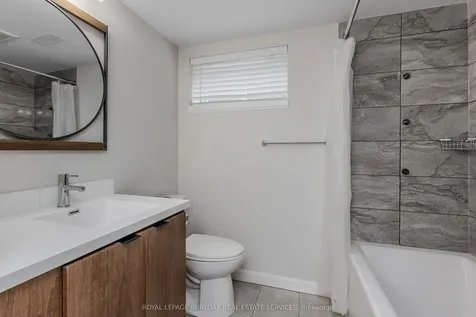 2290 Woodward Avenue Burlington ON L7R 1T6