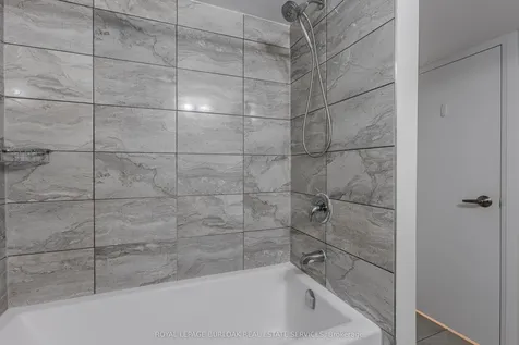 2290 Woodward Avenue Burlington ON L7R 1T6