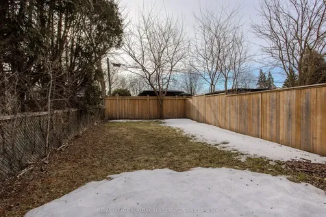 2290 Woodward Avenue Burlington ON L7R 1T6