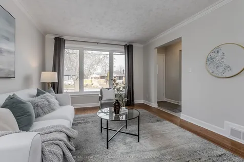 2290 Woodward Avenue Burlington ON L7R 1T6