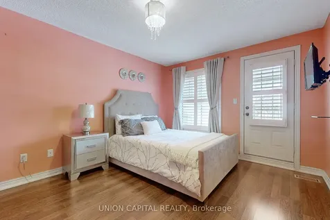 17 Vernosa Drive Brampton ON L6Y 3A6