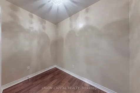 17 Vernosa Drive Brampton ON L6Y 3A6