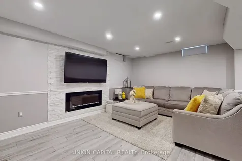 17 Vernosa Drive Brampton ON L6Y 3A6