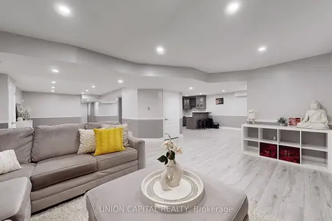 17 Vernosa Drive Brampton ON L6Y 3A6