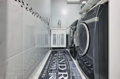 17 Vernosa Drive Brampton ON L6Y 3A6