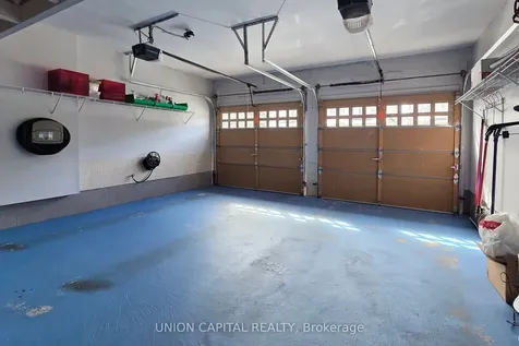 17 Vernosa Drive Brampton ON L6Y 3A6