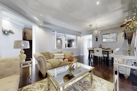 17 Vernosa Drive Brampton ON L6Y 3A6