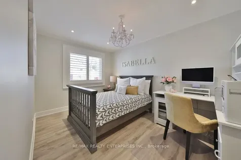 1214 Nottingham Avenue Burlington ON L7P 2R6