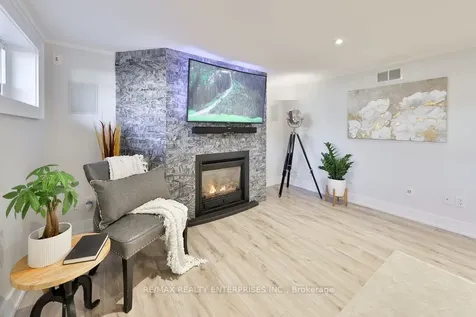 1214 Nottingham Avenue Burlington ON L7P 2R6