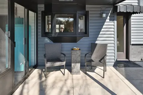 1214 Nottingham Avenue Burlington ON L7P 2R6