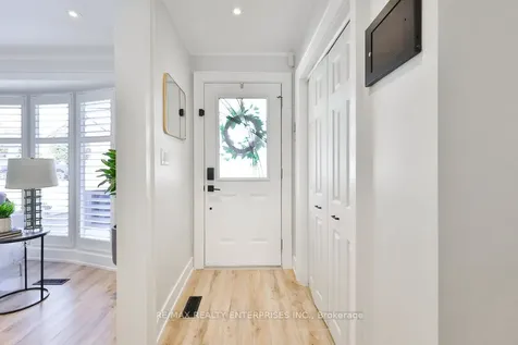 1214 Nottingham Avenue Burlington ON L7P 2R6