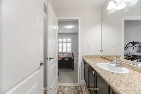 22 Ripple Street Brampton ON L6R 3S5