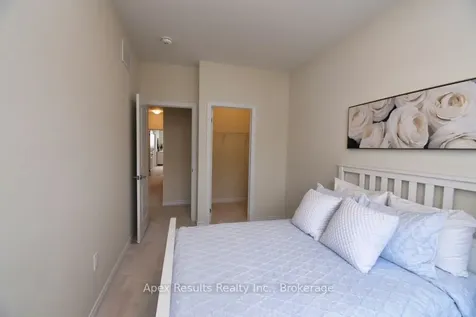 1396 Almonte Drive Burlington ON L7P 0V8