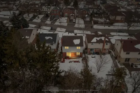 68 Floribunda Crescent Brampton ON L6T 4S2