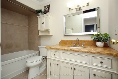 49 Weybridge Trail Brampton ON L6V 3S3