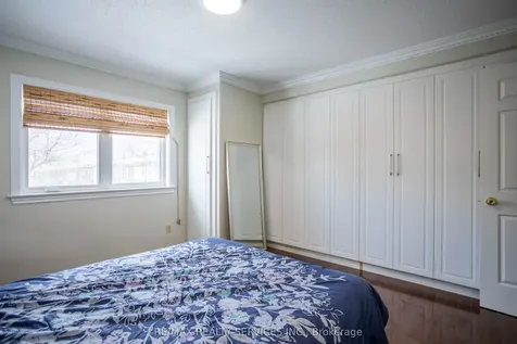 40 Nottingham Crescent Brampton ON L6S 4G4