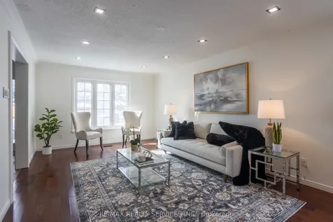 40 Nottingham Crescent Brampton ON L6S 4G4