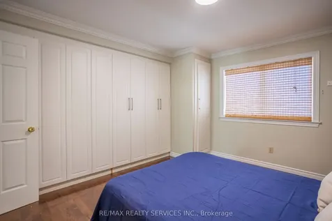 40 Nottingham Crescent Brampton ON L6S 4G4