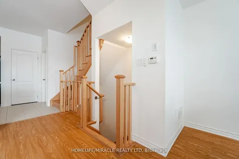 30 Waterville Way Caledon ON L7C 2H1