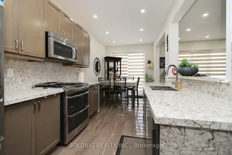 7 Callandar Road Brampton ON L7A 4V1