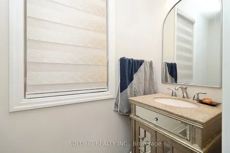 7 Callandar Road Brampton ON L7A 4V1