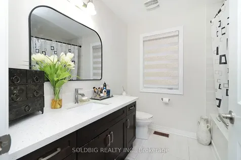 7 Callandar Road Brampton ON L7A 4V1