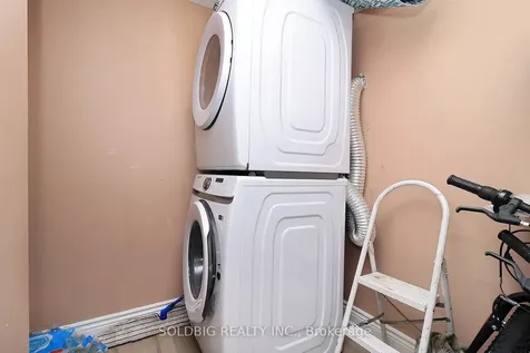 7 Callandar Road Brampton ON L7A 4V1