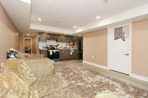 7 Callandar Road Brampton ON L7A 4V1